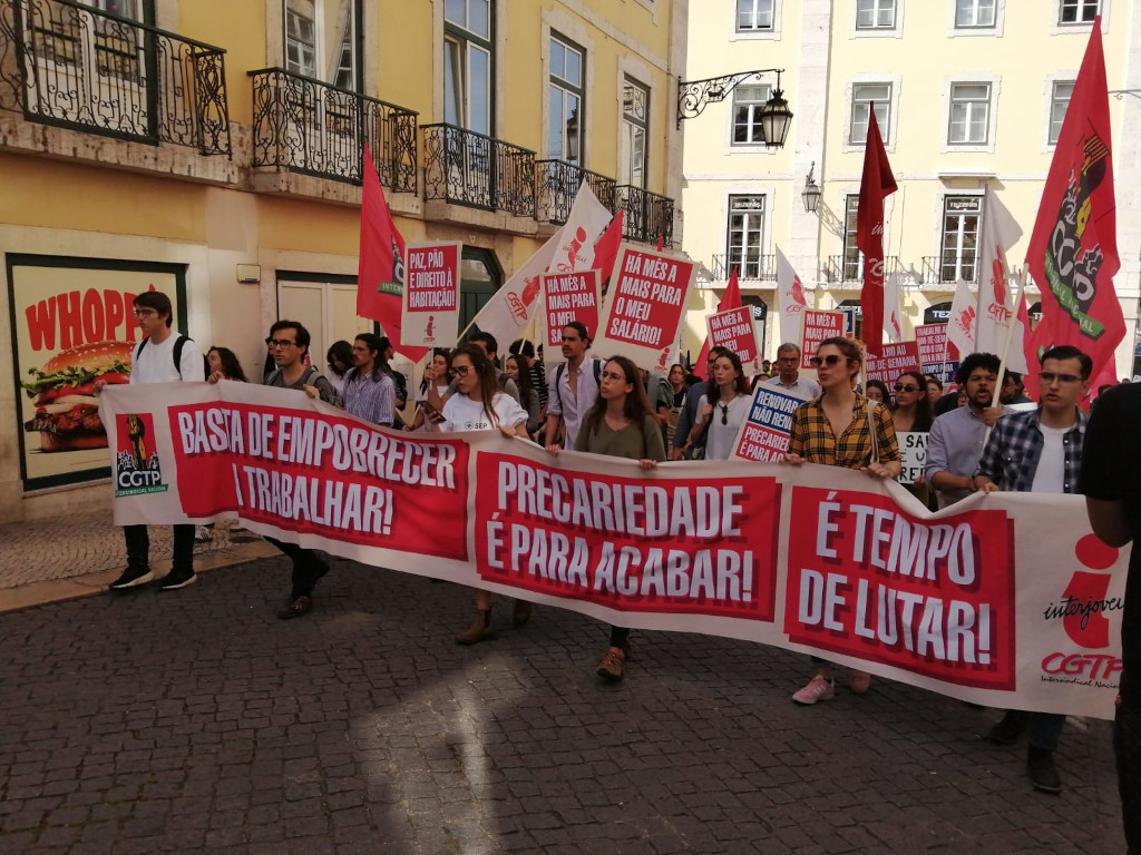 O vício das horas extras